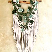 My project for course: 3D Macramé for Botanical Wall Hanging. Arts, Crafts, Interior Decoration, Fiber Arts, Macramé, and Textile Design project by Dianna Herbert - 08.15.2022