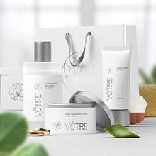 Branding & Packaging | VÔTRE Skincare . % Rajesh Thyagarajan tarafından hazırlanan Tasarım, Markalaşma ve Kimlik, Logo Tasarımı, Grafik Tasarım, Ambalajlama, Yaratıcı Danışmanlık, Yaratıcılık, Web Tasarımı, Web Geliştirme, Desen Tasarımı, Ve Tabela Tasarımı projesi - 08.17.2022