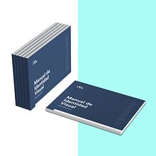 Mi proyecto del curso: Creación de un manual de identidad visual desde cero | Música Ligera. Agencia de comunicación. Un proyecto de Br, ing e Identidad, Diseño gráfico, Diseño de logotipos y Diseño de papelería				 de Helena González Ramírez - 18.08.2022