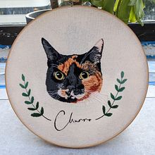 My project for course: Needle Painting for Beginners. Embroider, Naturalistic Illustration, and Textile Design project by Holly Clothier - 08.13.2022