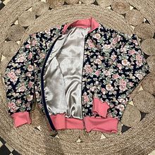 My project for course: Make and Customize Your First Bomber Jacket. Costura projeto de kimberley.colour - 23.08.2022