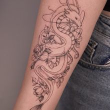 Spirited Away Haku forearm piece. Un progetto di Design di tatuaggi di Gee Hawkes - 23.08.2022