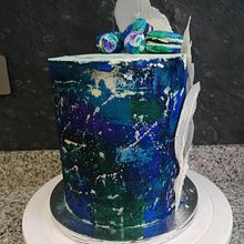 Mi proyecto del curso: Cake design: técnicas decorativas modernas. Design, and DIY project by Claudia Rojas Núñez - 09.10.2021