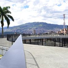 Fotografia Medellin. Un proyecto de Fotografía y Arquitectura de Diego Alejandro Monsalve Sanchez - 27.08.2022