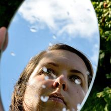 Mon projet du cours : Photographie intimiste : créez des images authentiques et évocatrices. Un progetto di Fotografia, Fotografia di ritratto, Fotografia artistica e Autoritratto fotografico di Maude Villeneuve - 27.08.2022