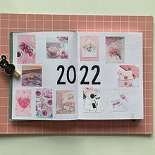 Mój projekt z kursu: Kreatywny bullet journal: zwiększaj swoją produktywność. Traditional illustration, Arts, Crafts, Lettering, DIY, H, Lettering, Management, and Productivit project by Justyna - 08.28.2022