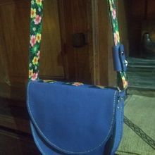 cartera de cuero primavera. Projekt z dziedziny Craft i Projektowanie mod użytkownika Gabriel - 22.08.2022