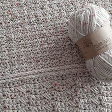 Mi proyecto del curso: Crochet: diseña y teje prendas de estilo romántico. Un proyecto de Diseño de moda, Tejido, DIY, Crochet y Diseño textil de Silvia F. Medina - 10.02.2022