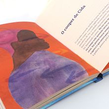 Re-projeto Livro Olhos D'Água (projeto acadêmico). Un progetto di Design editoriale, Illustrazione tradizionale e Design di Naine Gomes - 31.08.2022