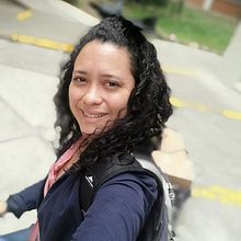 Piñabox mi emprendimiento . Bisnis proyek oleh Tania-yulissa Canales - 09.01.2022