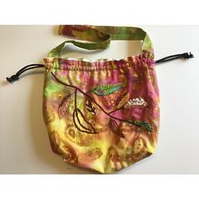 Mi proyecto del curso: Bordado creativo: revolución a puntadas . Projekt z dziedziny Kreat, wność,  Haft, Wzornictwo tekst i liów użytkownika Alejandra Balanzario G - 01.09.2022