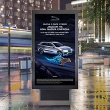 Jaguar F-PACE Hybrid and Jaguar E-PACE Hybrid. Un progetto di Motion graphics, Graphic design e Video di Francesca Uttaro - 08.09.2022