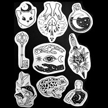 My project for course: Custom Tattoo Design with Procreate. Traditional illustration, Graphic Design, Drawing, Digital Illustration, Tattoo Design, and Digital Drawing project by Liliana Silva - 09.11.2022