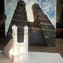 Munich Pop Up Book. Projekt z dziedziny Craft, Papercraft, Stor, telling, DIY i Narracja użytkownika Jill Dawson - 12.09.2022