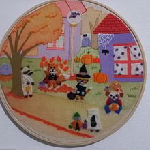 Mi proyecto del curso: Ilustración textil con acrílico, fieltro y bordado. Een project van Craft, Borduurwerk,  Acr, lschilderij, Naaldvilten y Textielontwerp van Michelle de la Rosa - 13.09.2022