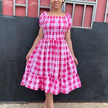 Mi proyecto del curso: Corte y confección: diseña y cose un vestido fruncido. Arts, Crafts, Fashion Design, Sewing, DIY, Patternmaking, and Dressmaking project by Isenith Justiniani - 09.14.2022