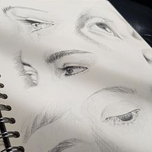 Mi proyecto del curso: Sketchbook de retrato: explora el rostro humano. Projekt z dziedziny Sketching,  R, sunek, Portret i Sketchbook użytkownika Felipe Londoño Gómez - 14.09.2022
