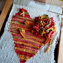 Telar Corazón. Arts, and Crafts project by Loreto Benavides - 09.20.2022