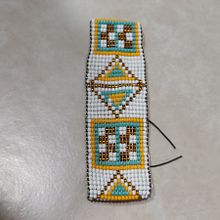 Mi proyecto del curso: Diseño y creación de joyería con mostacillas. Un projet de Création d'accessoires, Artisanat, Design de bijoux , et Art textile de Natalia Rubiano Rodriguez - 26.09.2022