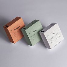 Waxi Candles . Desain, Desain Grafis, Dan Pengemasan proyek oleh Celia Sáez Cortijo - 09.26.2022