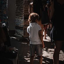 Light and City. Un proyecto de Fotografía, Fotografía en exteriores, Fotografía para Instagram, Fotografía documental, Composición fotográfica, Post-producción fotográfica		 e Iluminación fotográfica de Ania Błoch - 28.09.2022