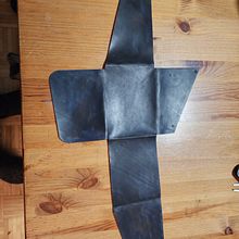 My project for course: Design of Seam-Free Leather Accessories. Un proyecto de Diseño, Diseño de complementos, Artesanía y Costura de Ricardo Rossie - 29.09.2022