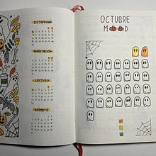 Mi proyecto del curso:  Bullet journal creativo: planificación y creatividad . Un proyecto de Ilustración tradicional, Lettering, Dibujo, H, lettering, Gestión y productividad							 de Lucía Estrada - 03.10.2022