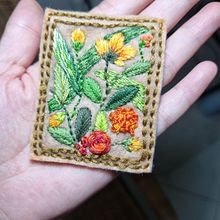 My project for course: Embroidery Techniques for Floral Patterns on Felt . Projekt z dziedziny Projektowanie dodatków, Craft, Pattern design, R, sunek botaniczn, Wzornictwo tekst i liów użytkownika deepham8 - 30.09.2022
