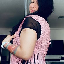 Chaleco en Macramé <3. Accessor, Design, Arts, Crafts, Fiber Arts, Macramé, and Textile Design project by Diana Jaramillo A - 10.04.2022