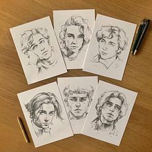 Timothée Chalamet illustrations✨. Traditional illustration, Pencil Drawing, Drawing, Portrait Drawing, Sketchbook, Realistic Drawing, and Artistic Drawing project by Anaïs Gonzalez - 11.25.2021