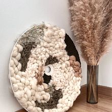 Mon projet du cours : Création d’une suspension lumineuse tissée. Un progetto di Artigianato, Interior Design, Fiber Art e Tessitura di Floriane - 06.10.2022