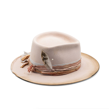 Pear Jam Bespoke Handmade Hat Ein Projekt aus dem Bereich Modedesign von NOMADE MODERNE HATS - 08.10.2022