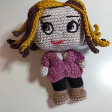 Mi proyecto del curso: Amigurumis: personas tejidas a crochet. Un progetto di Artigianato, Design di giocattoli, Fiber Art, Uncinetto, Amigurumi e Textile Design di carolinabergap - 09.10.2022