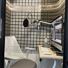 Grabación de locuciones para producciones audiovisuales. Un progetto di Sound design, Produzione audiovisiva, Comunicazione, Podcasting e Audio di Jose Luis Casas Vallés - 10.10.2022