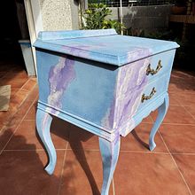 Vintage bedside table restoration * Restauración mesita de noche infantil . Furniture Restoration, Upc, cling, Arts, Crafts, Furniture Design, and Making project by dissenyndco - 10.10.2022