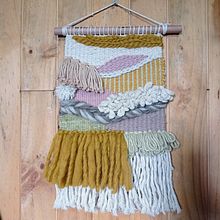 Mi proyecto del curso: Técnicas de telar para principiantes. Un proyecto de Artesanía, Decoración de interiores, Tejido, Telar y Diseño textil de Alicia Santana - 11.10.2022
