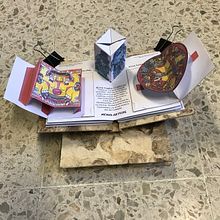 Mi proyecto del curso: Creación de libros pop-up. Un proyecto de Artesanía, Diseño editorial, Papercraft, Encuadernación y Creatividad con niños de SC Morfin - 12.10.2022