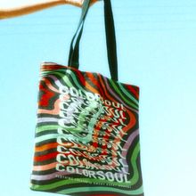 Diseño tote bag, Colorsoul Clothing . Een project van  Reclame y  Ontwerp van Michelle Moralst - 12.10.2022