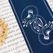 Cyanotype bookmarks. Arts, and Crafts project by Antonio Linares - 11.28.2022