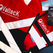 Identidad y Estampado para Valteck. Un progetto di Design, Branding, Brand identity e Stampa di Michelle Moralst - 12.10.2022