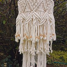 Mi proyecto del curso: iseño de lámparas en macramé. Arts, Crafts, Interior Decoration, Fiber Arts, Textile Design, and Macramé project by Monica Perazzo - 07.29.2022