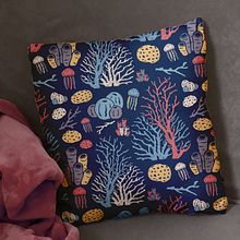 My project for course: Block Printing and Digital Pattern Design. Un proyecto de Ilustración tradicional, Pattern Design, Diseño de moda, Estampación y Estampación textil de Dom Ban - 16.10.2022