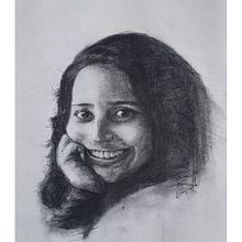 A gift to my wife as an outcome from the course: Realistic Portraits Using Charcoal. Traditional illustration, Fine Arts, Drawing, Portrait Drawing, and Realistic Drawing project by Kaustubh Ghanekar - 10.18.2022