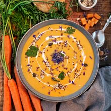 Mi sopa de zanahoria "hygge". Proyecto del curso: Food styling y fotografía para Instagram. Projekt z dziedziny Fotografia, Portale społecznościowe, Retuszowanie fotografii, Fotografowanie smartfonem, Fotografia produktowa, Fotografia c, frowa, Fotografia kulinarna, Fotografia na Instagram,  Fotografia lifest, le, St, lizowanie Ż i wności użytkownika Xiomara Muñoz - 18.09.2022