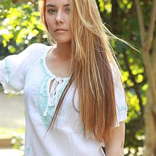 Nature. Fashion Photograph, Costume Design, and Art Direction project by Marta Espada Noria - 03.10.2015