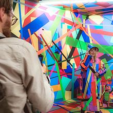 Artcaden – Tape Art Camouflage. Een project van  Beeldende kunst, Interieurontwerp, Ruimtelijk ontwerp,  Creativiteit,  Urban art y  Art direction van Tape That - 24.10.2022