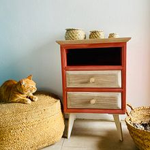 Experimentado várias técnicas...Chalk Paint. Un projet de Design , et Fabrication de mobilier de Carla Silva - 26.10.2022