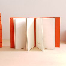 Háptica. Cuadernos con cuadernillos intercambiables. Un projet de Reliure de Postal - 01.11.2022