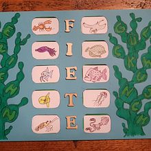 Geburtstagskarte im 2D-Popup mit 10 Schiebern. Een project van Craft, Redactioneel ontwerp, Papercraft,  Boekbinding y Creativiteit met kinderen van Kai Möller - 05.11.2022