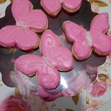 Mi proyecto del curso: Decoración de galletas con royal icing para principiantes Ein Projekt aus dem Bereich Design, Malerei und DIY von Carla Suarez - 07.11.2022